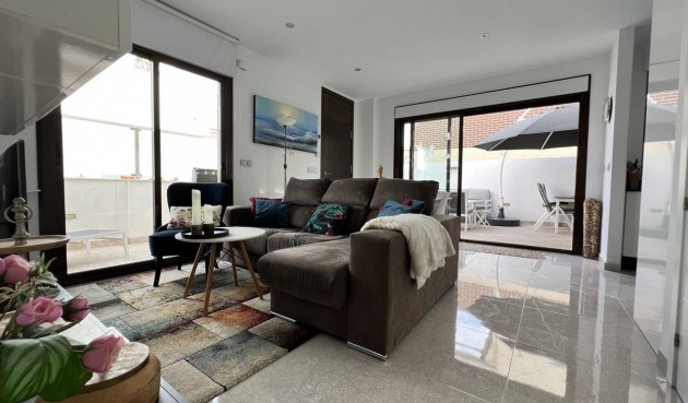 Brukt - Town House -
Cabo Roig - Costa Blanca