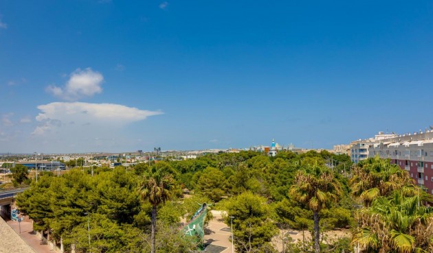 Brukt - Toppleilighet -
Torrevieja - Centro