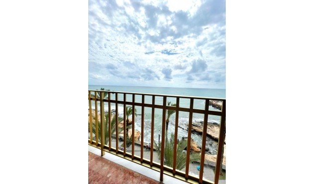 Brukt - Apartment -
Torrevieja - Estacion De Autobuses