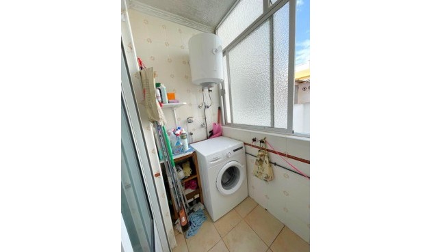 Brukt - Apartment -
Torrevieja - Estacion De Autobuses