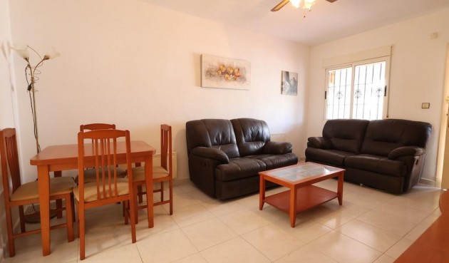 Resale - Bungalow -
Torrevieja - Costa Blanca