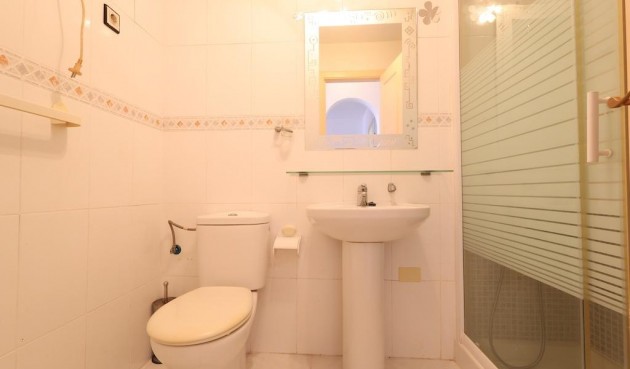 Resale - Bungalow -
Torrevieja - Costa Blanca