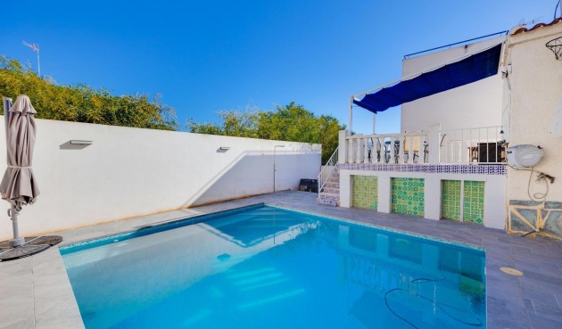 Brukt - Villa -
San Fulgencio - La Marina