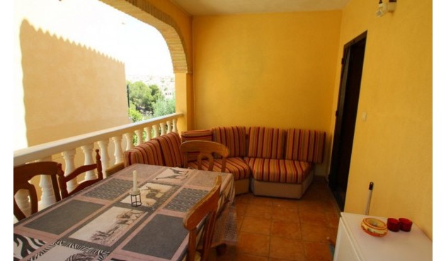 Resale - Villa -
Villamartin - Costa Blanca