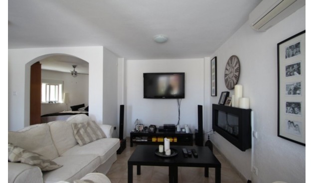 Resale - Villa -
Villamartin - Costa Blanca