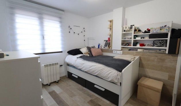 Reventa - Duplex -
Cabo Roig - Costa Blanca