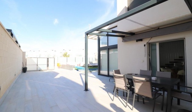 Återförsäljning - Villa -
Orihuela Costa - Costa Blanca