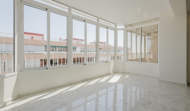 Resale - Apartment -
Torrevieja - Costa Blanca