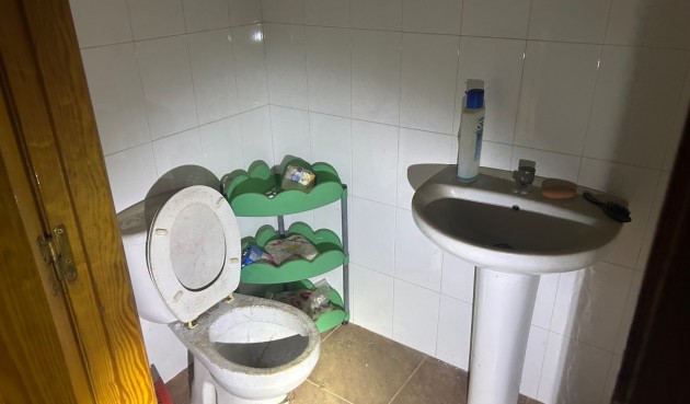 Återförsäljning - Town House -
Jacarilla - Inland