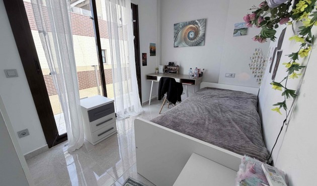 Brukt - Town House -
Cabo Roig - Costa Blanca
