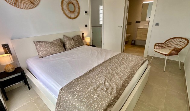 Återförsäljning - Villa -
Benijofar - Pueblo 4