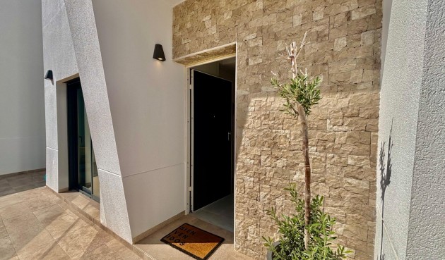 Återförsäljning - Villa -
Benijofar - Pueblo 4