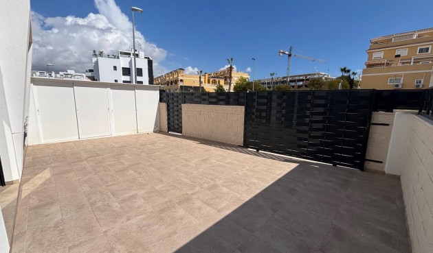 Återförsäljning - Villa -
Benijofar - Pueblo 4