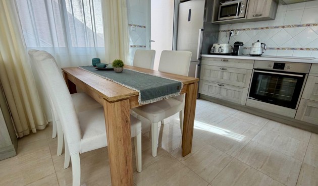 Återförsäljning - Semi Detached -
Rojales - Pueblo