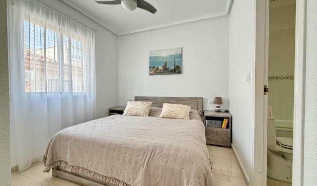 Återförsäljning - Semi Detached -
Rojales - Pueblo