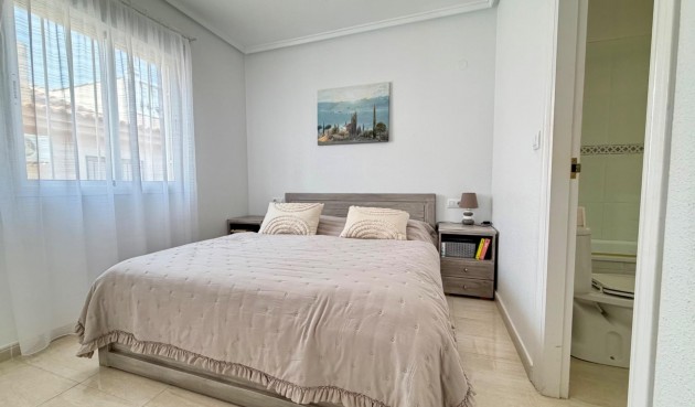 Återförsäljning - Semi Detached -
Rojales - Pueblo