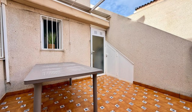 Återförsäljning - Semi Detached -
Rojales - Pueblo