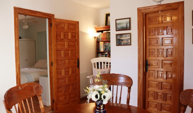 Återförsäljning - Villa -
Benigembla - Inland