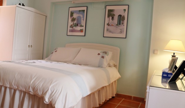 Återförsäljning - Villa -
Benigembla - Inland