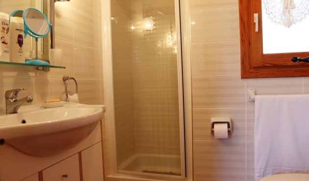 Återförsäljning - Villa -
Benigembla - Inland