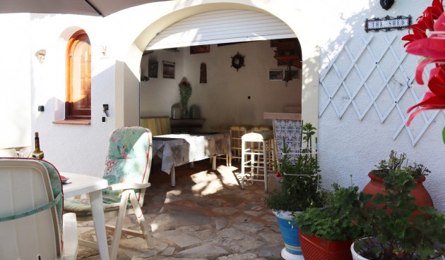 Återförsäljning - Villa -
Benigembla - Inland