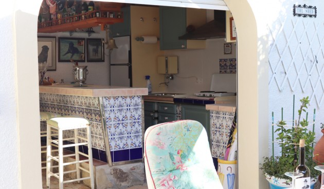 Återförsäljning - Villa -
Benigembla - Inland