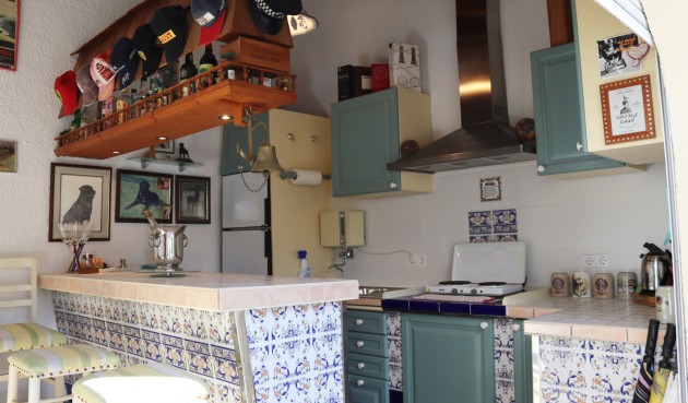 Återförsäljning - Villa -
Benigembla - Inland