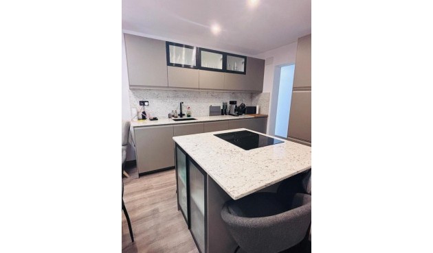 Reventa - Town House -
San Miguel de Salinas - Inland