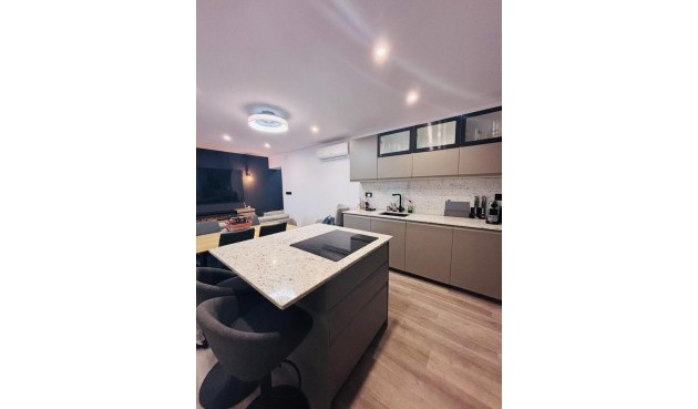 Reventa - Town House -
San Miguel de Salinas - Inland