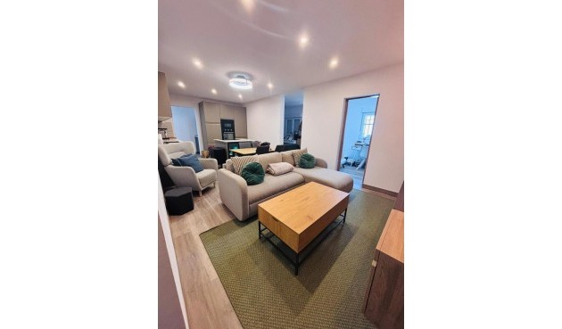 Reventa - Town House -
San Miguel de Salinas - Inland