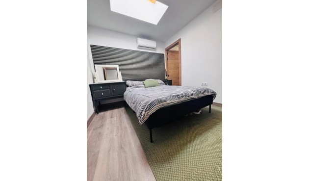 Reventa - Town House -
San Miguel de Salinas - Inland