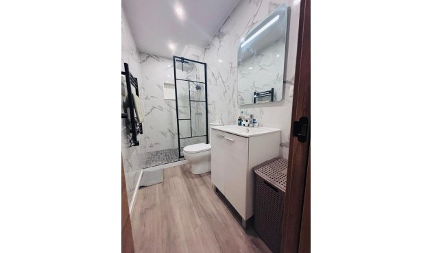 Reventa - Town House -
San Miguel de Salinas - Inland