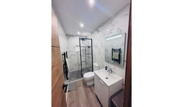 Reventa - Town House -
San Miguel de Salinas - Inland