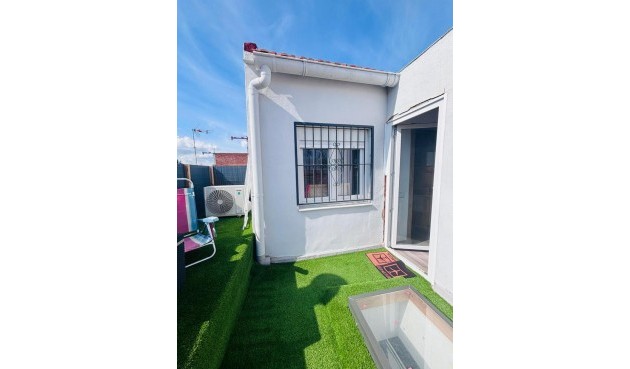 Reventa - Town House -
San Miguel de Salinas - Inland