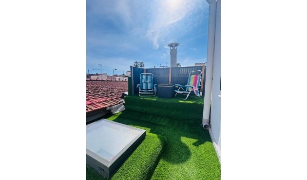 Reventa - Town House -
San Miguel de Salinas - Inland