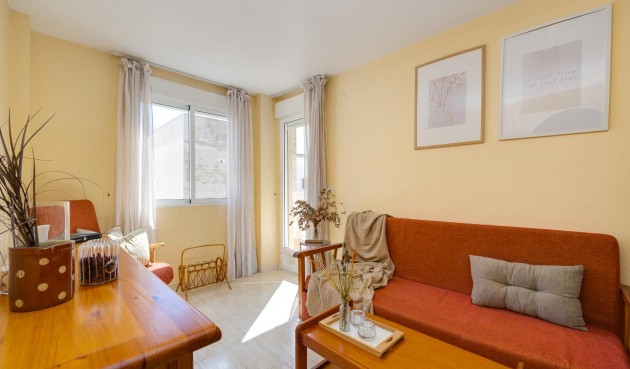 Resale - Apartment -
Torrevieja - Playa del Cura