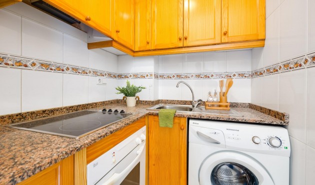 Resale - Apartment -
Torrevieja - Playa del Cura