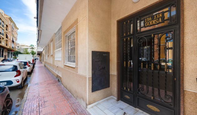 Resale - Apartment -
Torrevieja - Playa del Cura