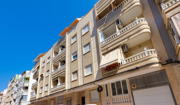 Resale - Apartment -
Torrevieja - Playa del Cura