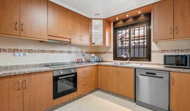 Reventa - Town House -
San Miguel de Salinas - Inland