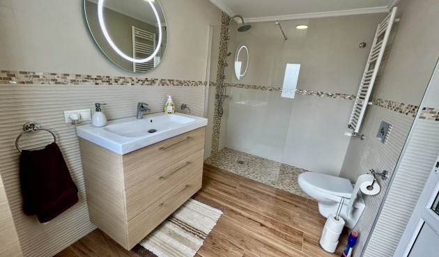 Reventa - Villa -
Cabo Roig - Costa Blanca