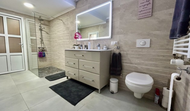 Reventa - Villa -
Cabo Roig - Costa Blanca