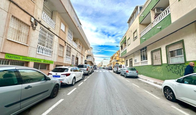 Reventa - Apartment -
Torrevieja - Centro