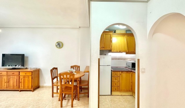 Reventa - Apartment -
Torrevieja - Centro