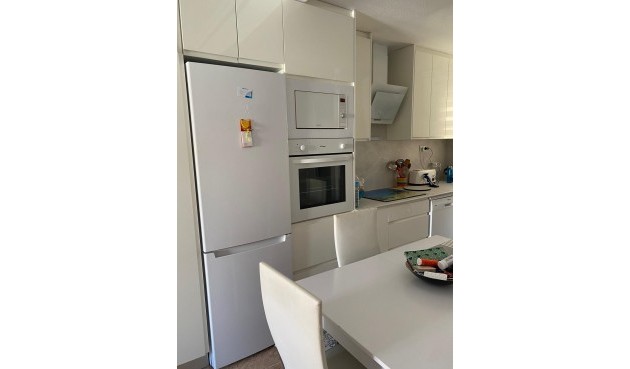 Återförsäljning - Takvåning -
Torrevieja - Estacion De Autobuses