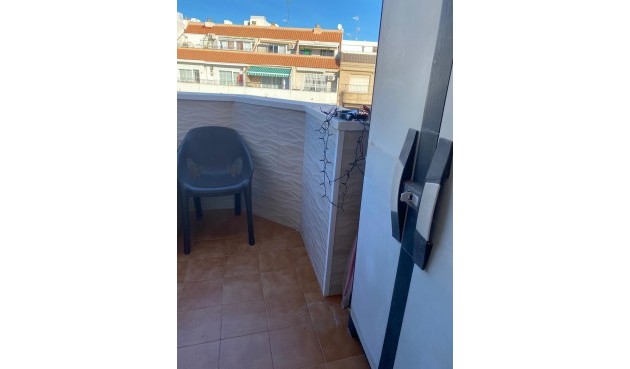 Återförsäljning - Takvåning -
Torrevieja - Estacion De Autobuses