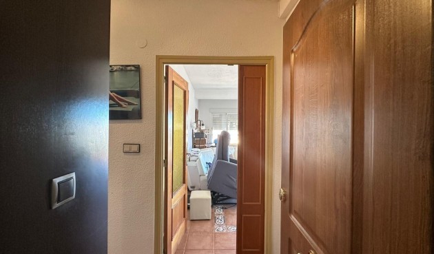 Återförsäljning - Apartment -
Torrevieja - Estacion De Autobuses