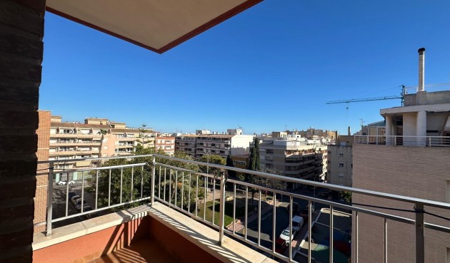 Återförsäljning - Apartment -
Torrevieja - Estacion De Autobuses