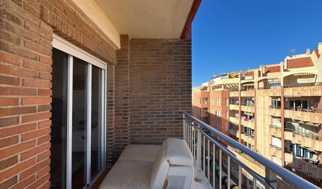 Återförsäljning - Apartment -
Torrevieja - Estacion De Autobuses