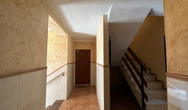 Återförsäljning - Apartment -
Torrevieja - Estacion De Autobuses